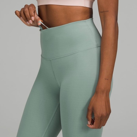 Wunder Train High Rise Crop 23” in size 6 in Misty Glade - Picture 3 of 3